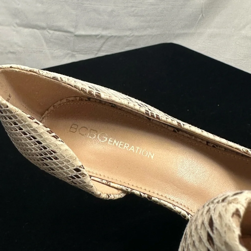 Like new BCBG faux snakeskin pumps animal print heels size 7 - Picture 10 of 10